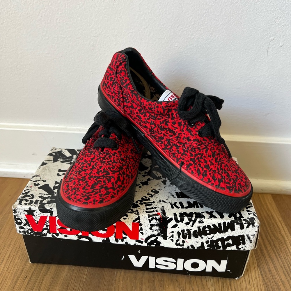 Vision Street Wear Vintage NOS Shoes RED Stipple Print In Original Box 1980s NEW